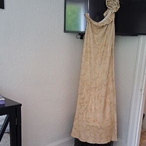 St. John Cream Gold Beaded Evening Dress Lenth 54